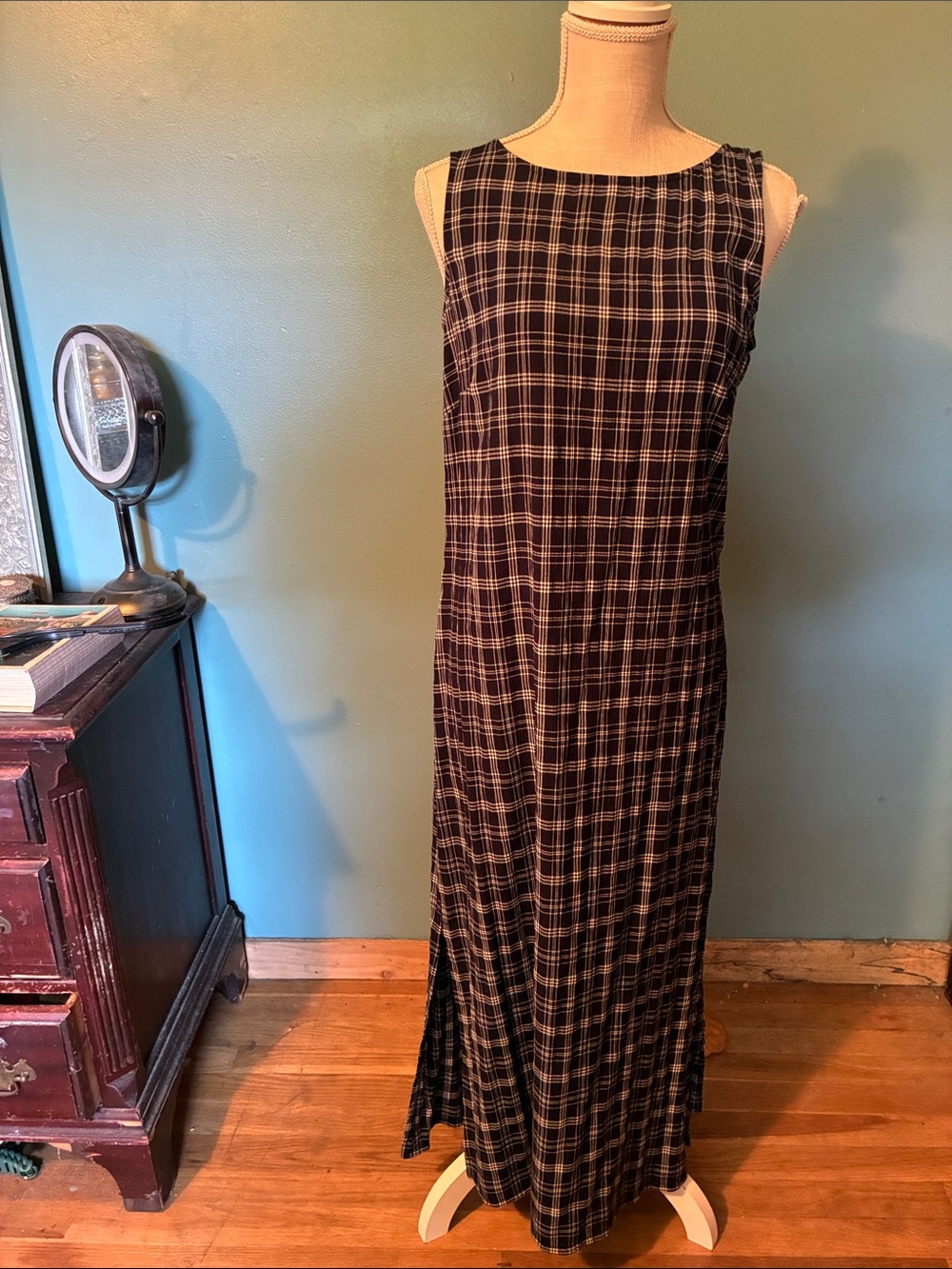 villager Black Plaid Sleeveless Maxi Dress